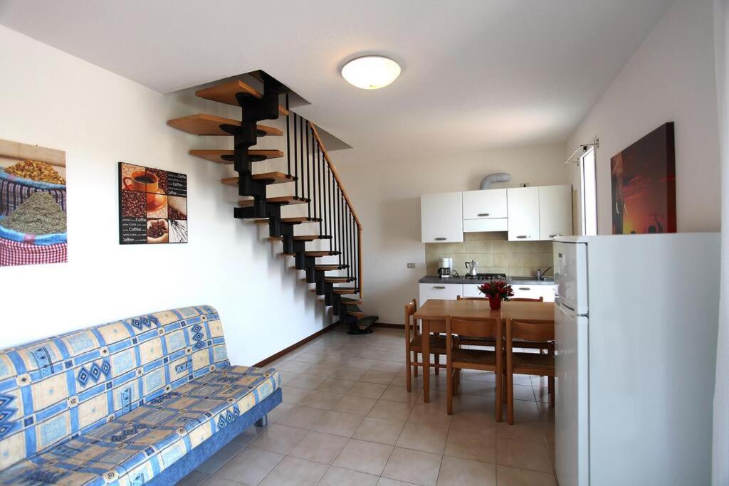Апартаменты Apartament With Swimming Pool Каорле Экстерьер фото