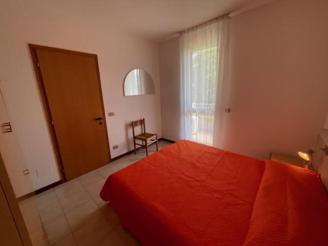 Апартаменты Apartament With Swimming Pool Каорле Экстерьер фото